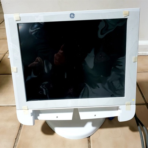For Sale GE 15" Flat Panel Display D-FPD15-00 , M1138310-S Anesthesia Monitor Anesthesia Monitor